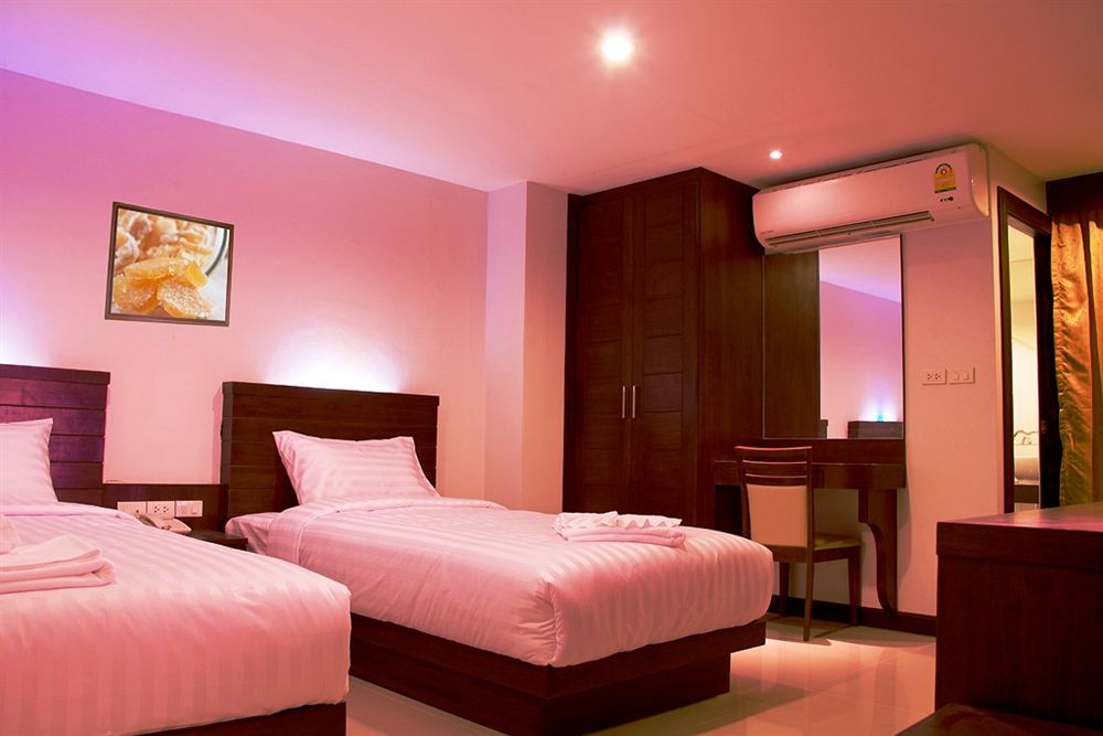 Oyo 373 Mc Ginger House Ξενοδοχείο Patong Εξωτερικό φωτογραφία